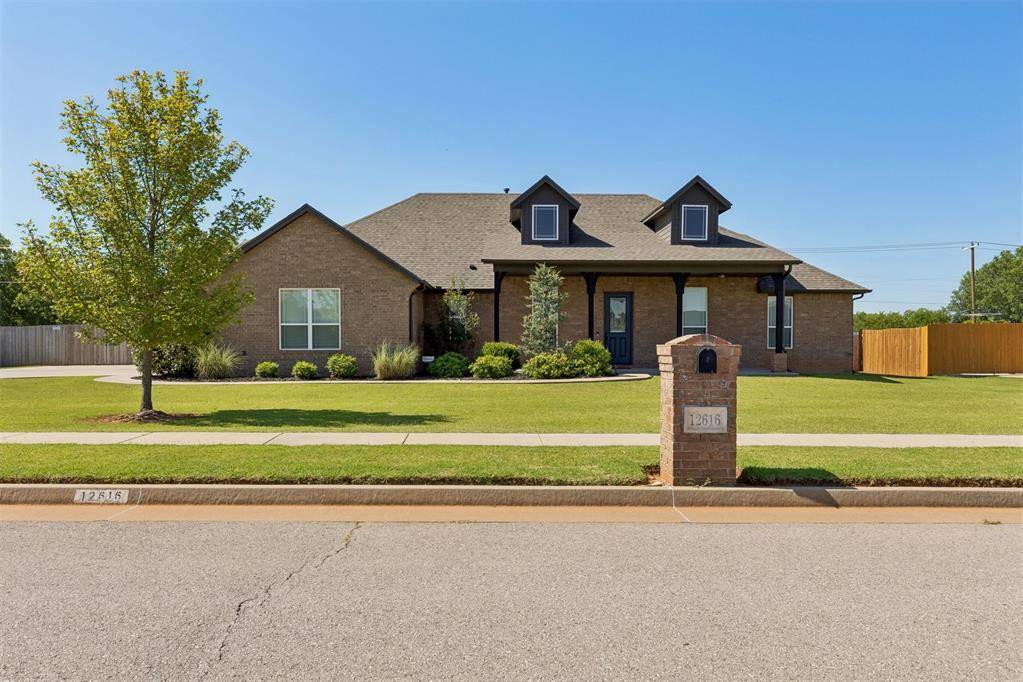 12616 SW 28th ST, Yukon, OK 73099