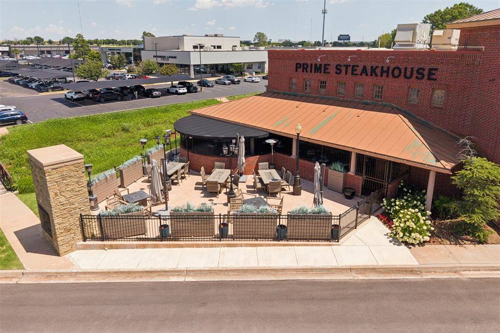 800 W Memorial RD, Oklahoma City, OK 73114