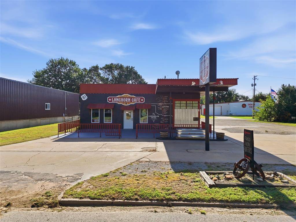 112 N Chisholm TRL, Dover, OK 73734