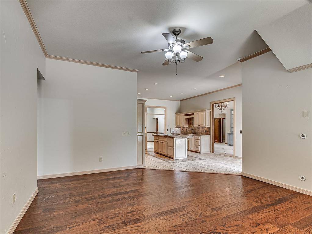 3621 Barwick DR, Norman, OK 73072
