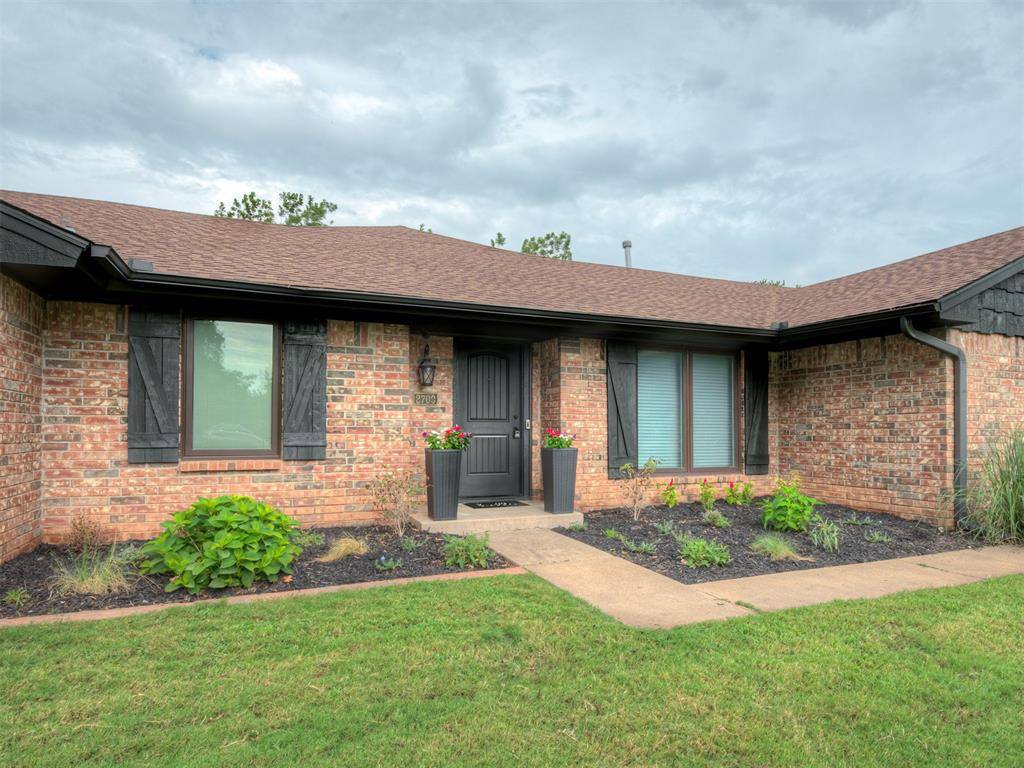 2709 Still Meadow RD, Edmond, OK 73013