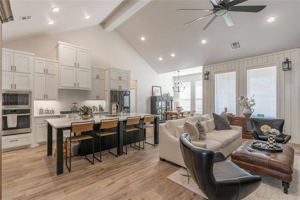 15405 Jasper LN, Edmond, OK 73013