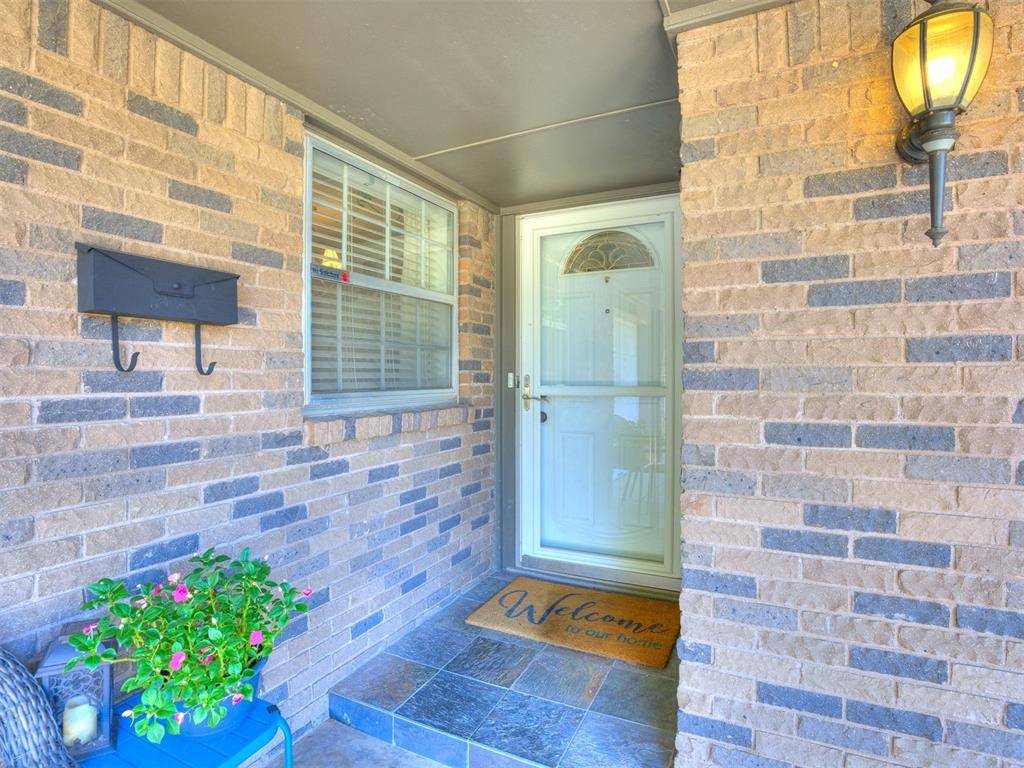 7613 NW 28th ST, Bethany, OK 73008
