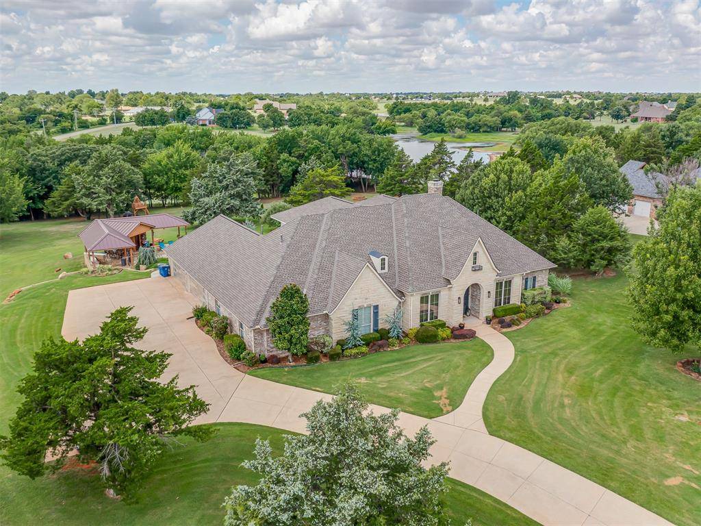 19355 Sportsman RD, Edmond, OK 73012