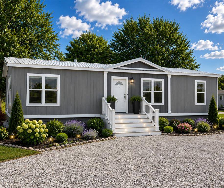 208 Springwater LN, Monkey Island, OK 74331