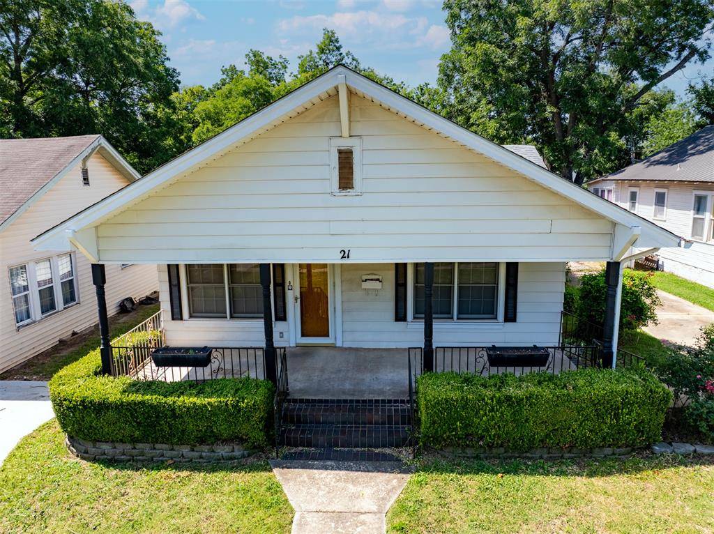 21 E Severn ST, Shawnee, OK 74801