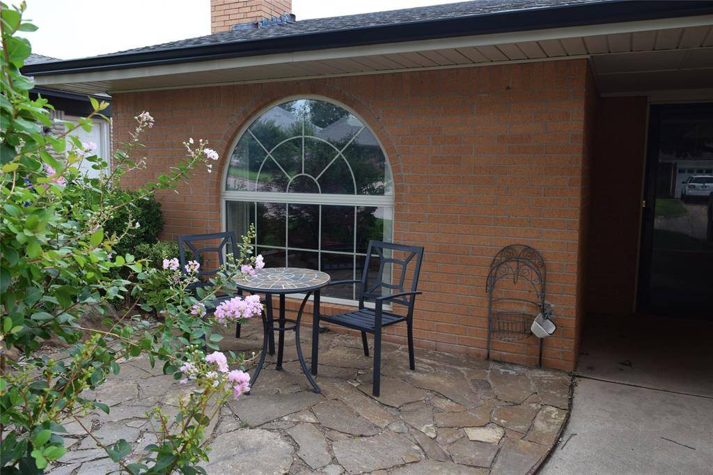 3649 Sunvalley DR, Midwest City, OK 73110