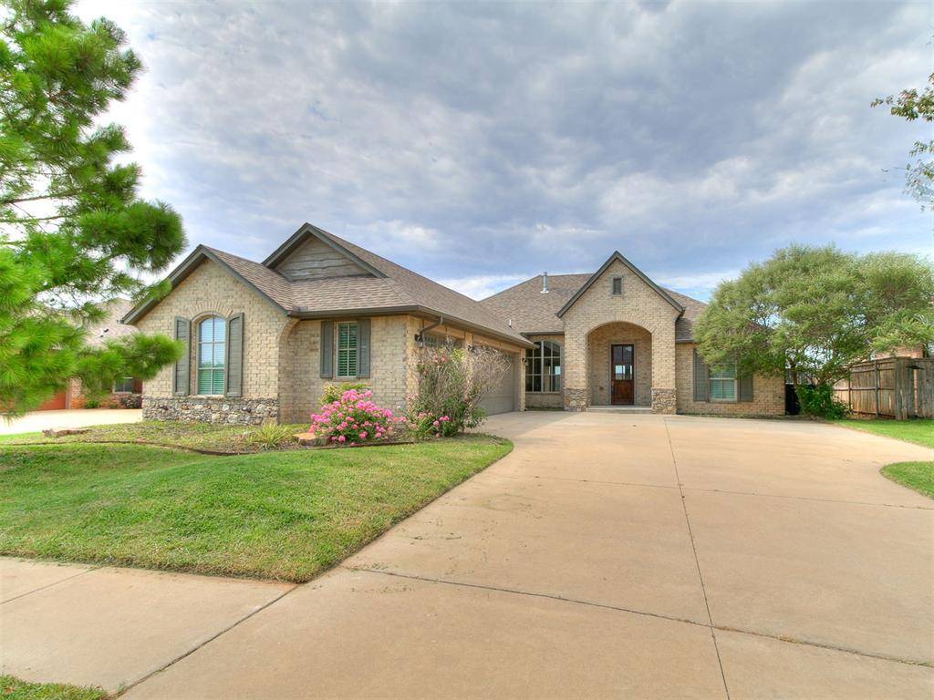13569 Cobblestone Curve RD, Oklahoma City, OK 73142