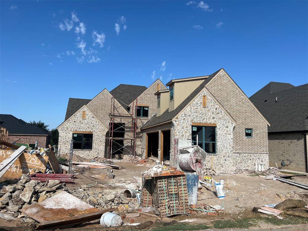2809 Deer Valley LN, Yukon, OK 73099