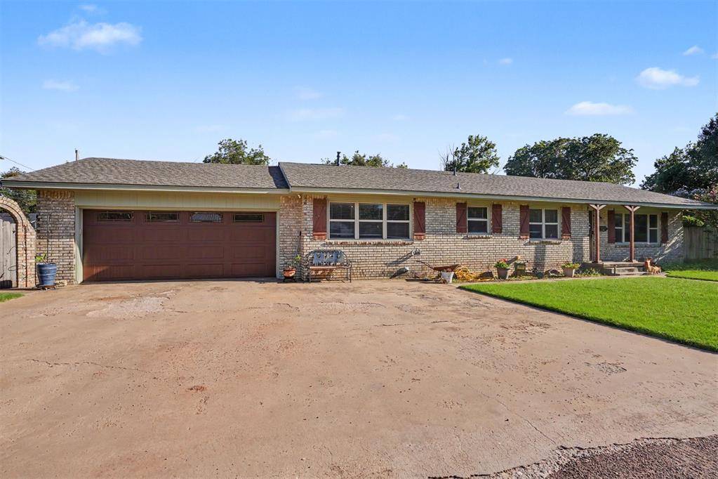116 W Jackson ST, Mangum, OK 73554