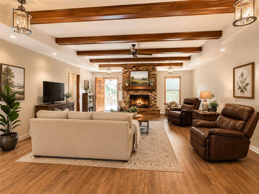 703 E 4th ST, Chandler, OK 74834