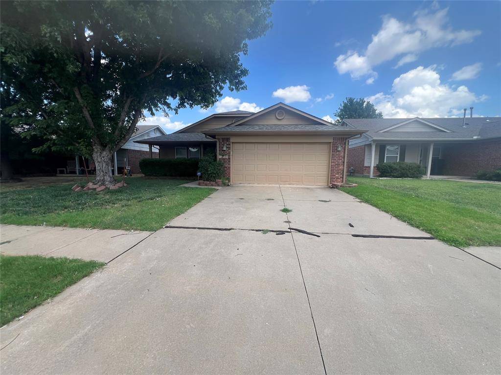 2604 Four Oclock DR, Oklahoma City, OK 73128