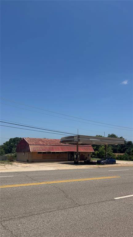 617 W Walnut ST, Tecumseh, OK 74873