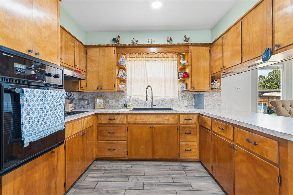 515 S Kerr AVE, Pauls Valley, OK 73075