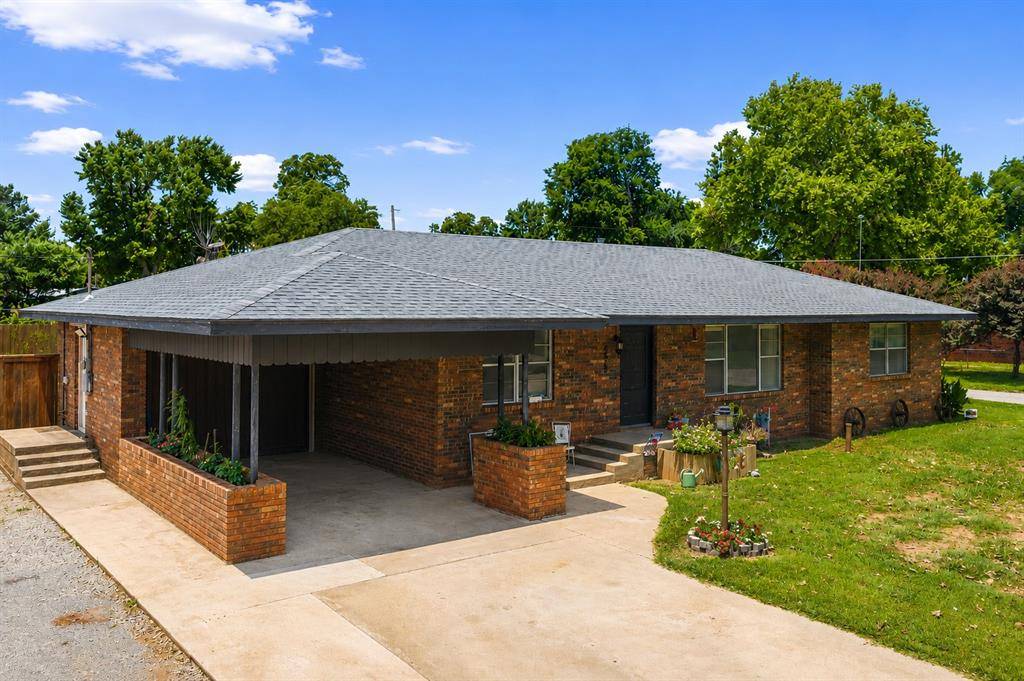 515 S Kerr AVE, Pauls Valley, OK 73075