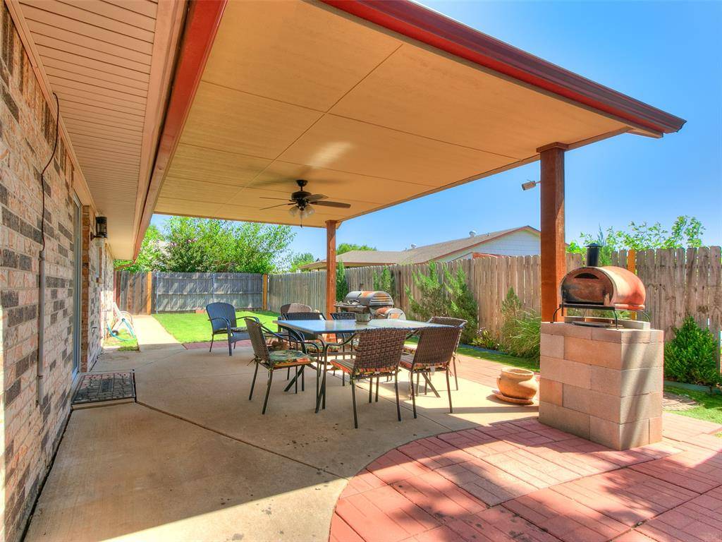 10134 Southridge DR, Oklahoma City, OK 73159