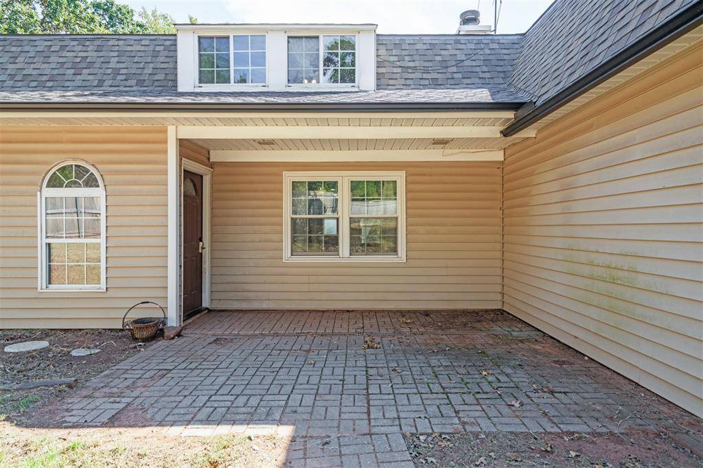 200 N Cedar Mountain AVE, Edmond, OK 73034