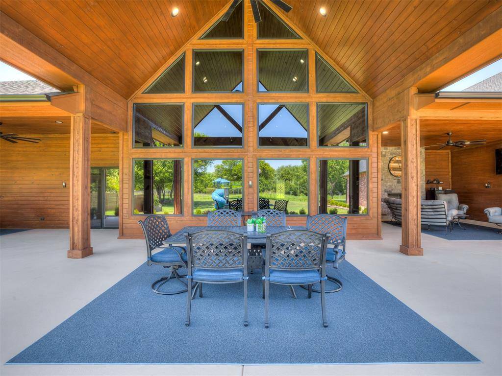 3186 Red Ridge DR, Blanchard, OK 73010
