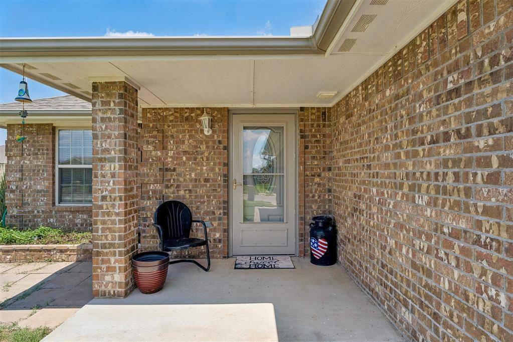 8109 NW 72nd ST, Oklahoma City, OK 73132