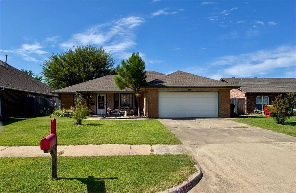 1340 NW 9th ST, Moore, OK 73170