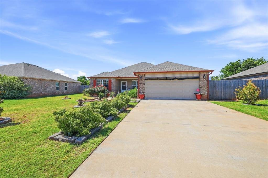 1728 W Antler WAY, Mustang, OK 73064