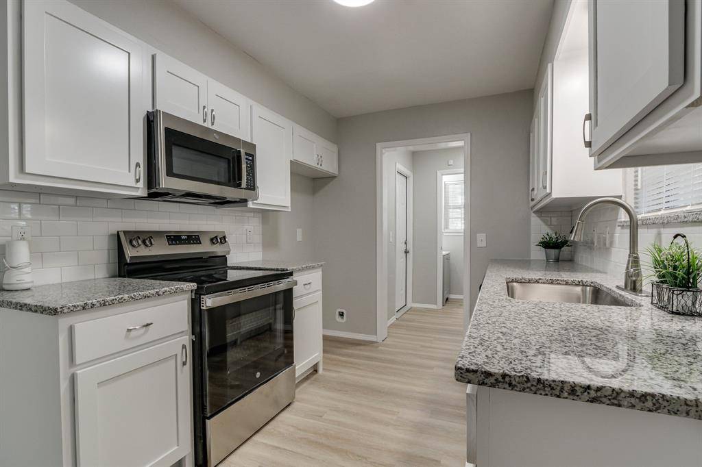 809 Holly Hill RD, Edmond, OK 73003