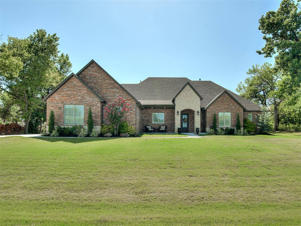 1055 Lucas WAY, Newcastle, OK 73065