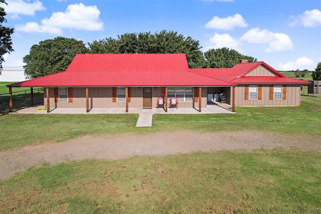 22982 N County Road 1940 RD, Mangum, OK 73554