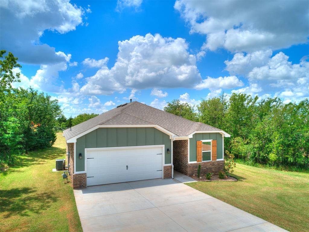 4592 Kensington WAY, Edmond, OK 73025
