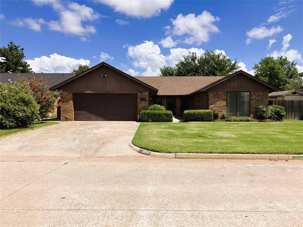 1315 Saint Mathews DR, Midwest City, OK 73110