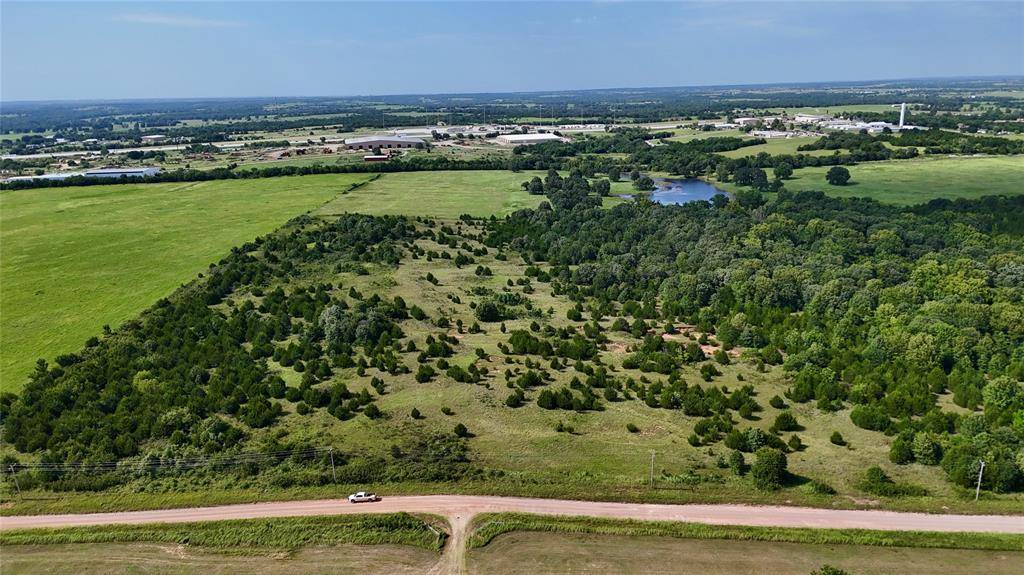 5 E 880 RD, Stroud, OK 74079