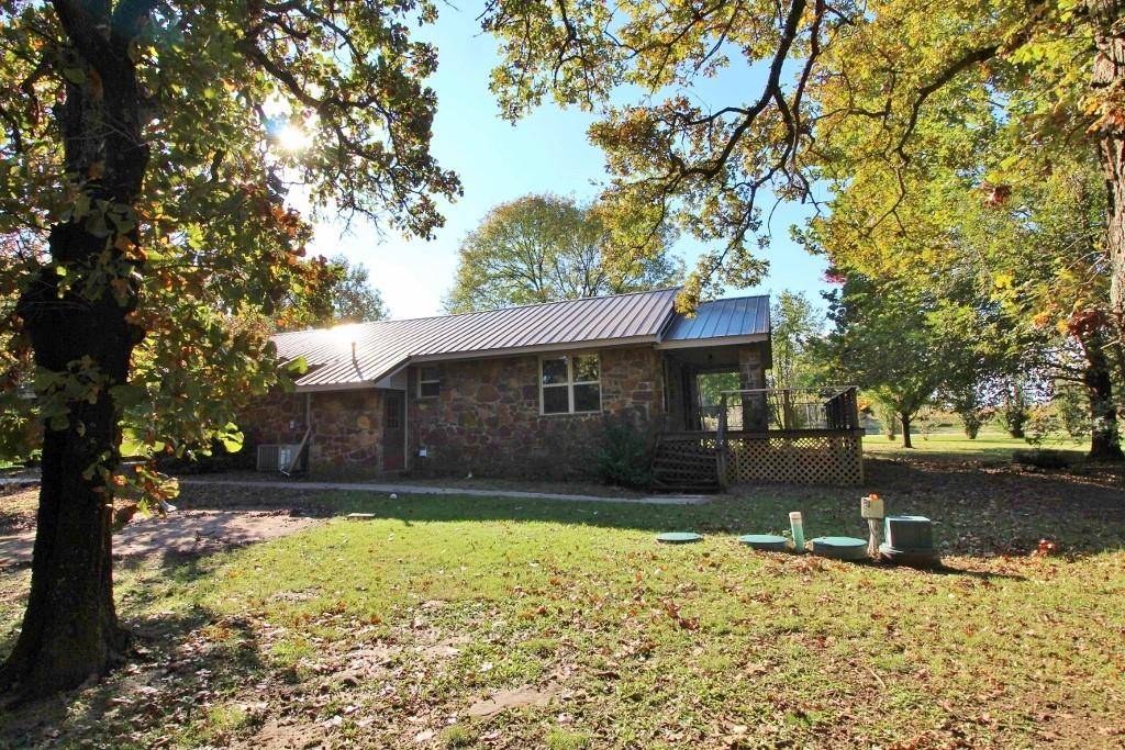 8180 E 1225, Wetumka, OK 74883