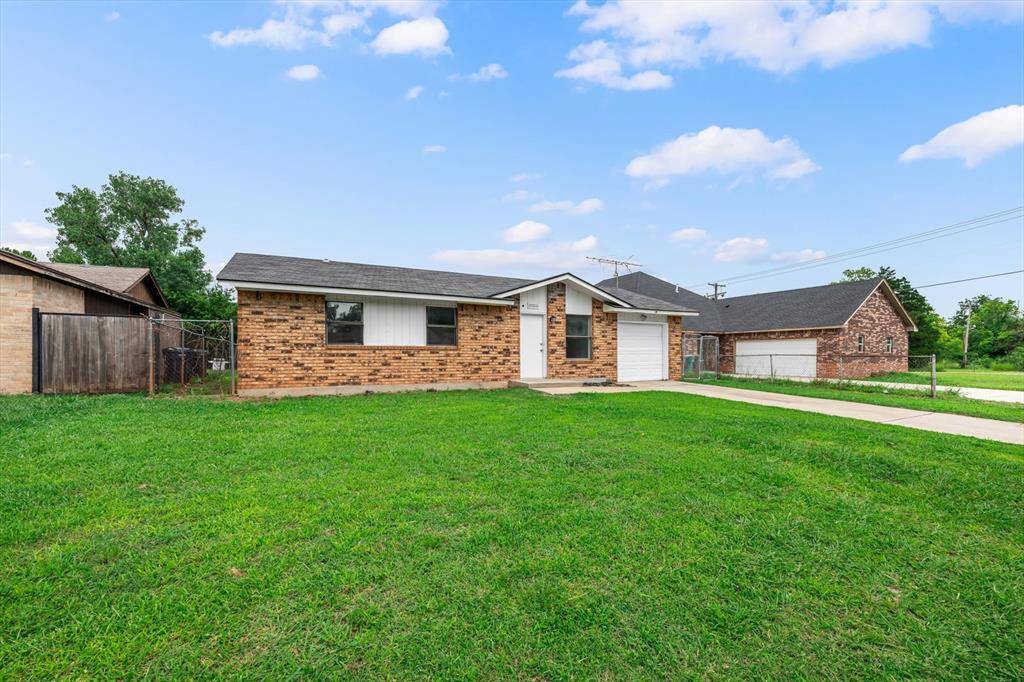 10906 Penrith LN, Oklahoma City, OK 73114