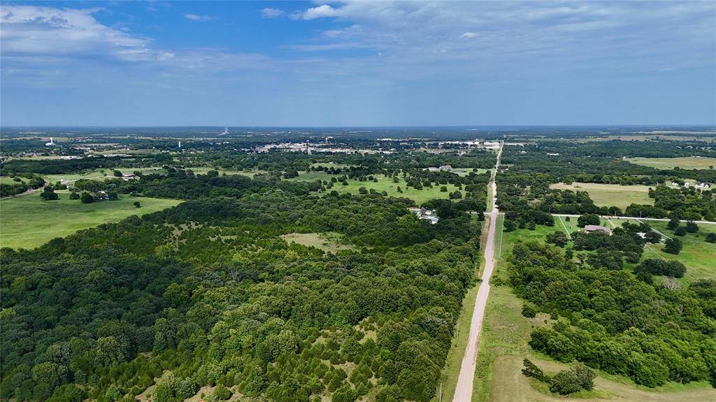 7 E 880 RD, Stroud, OK 74079