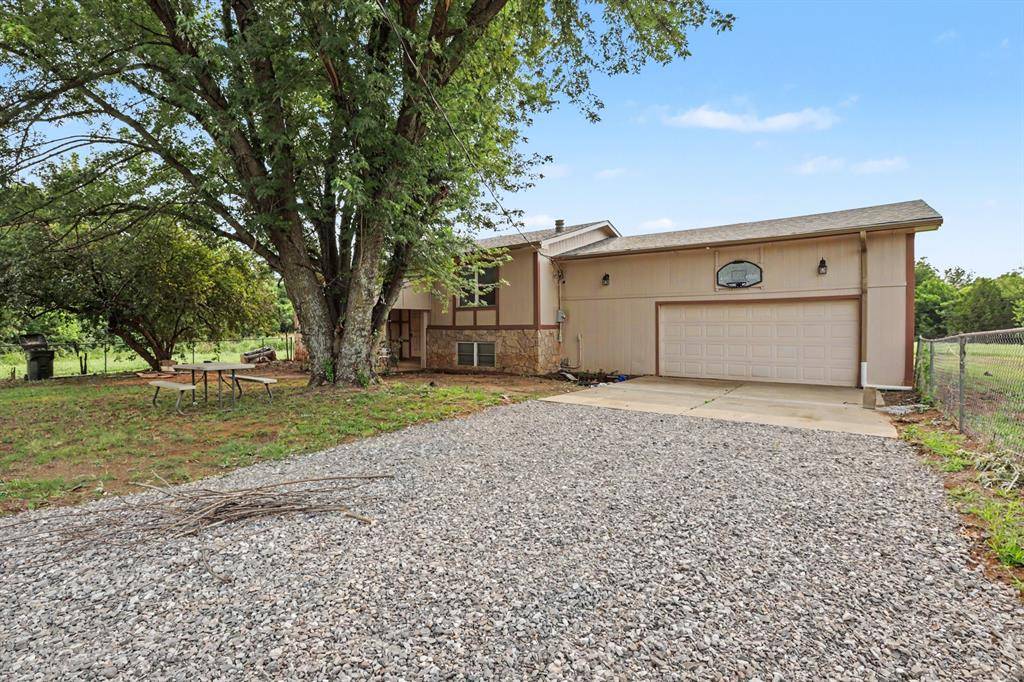 11801 S Pennsylvania AVE, Edmond, OK 73025
