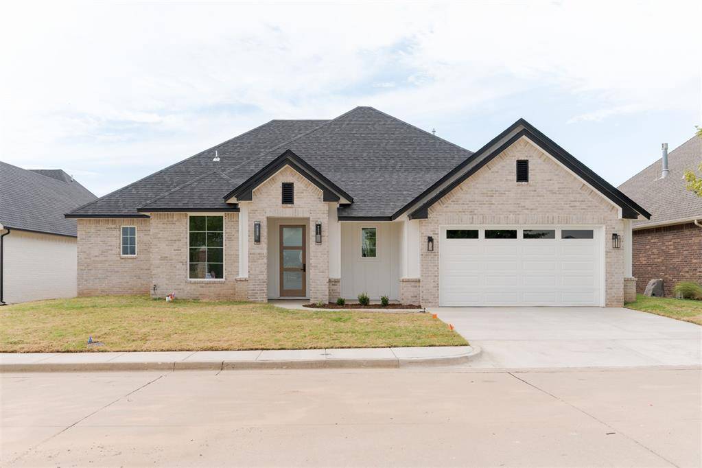1324 Katelyn CT, Yukon, OK 73099