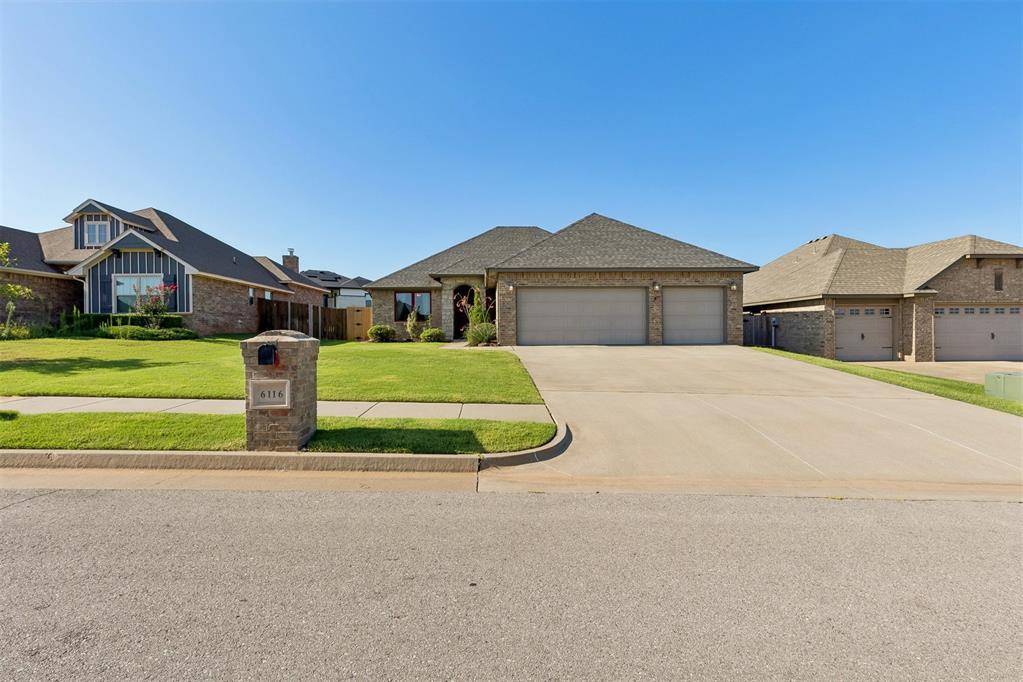 6116 Beverly Hills DR, Edmond, OK 73034