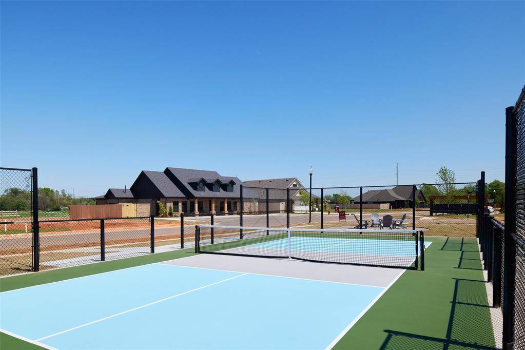 1202 Flint Hills ST, Norman, OK 73069