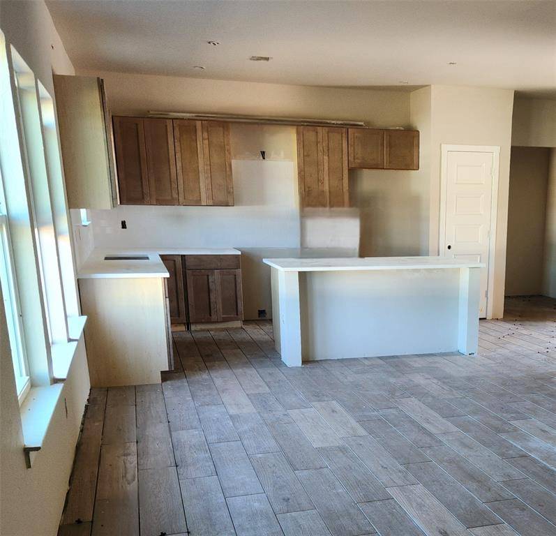 1917 Topaz RD, Pryor, OK 74361