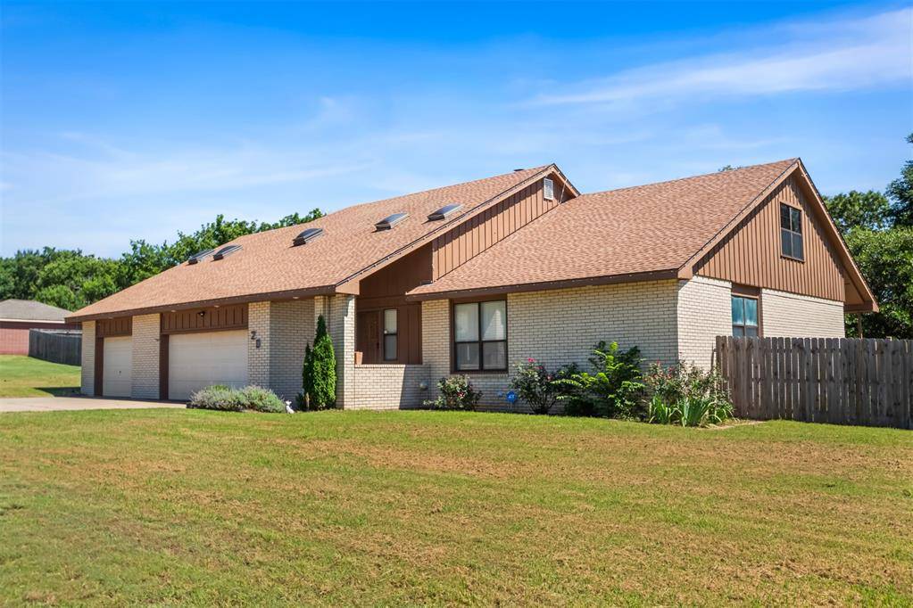 20 Raintree ST, Ponca City, OK 74604