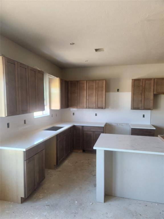 1838 Topaz RD, Pryor, OK 74361