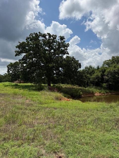 20211 Pleasant Hill RD, Asher, OK 74826