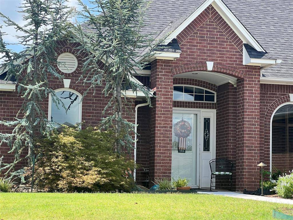 1309 Cambridge DR, Shawnee, OK 74804