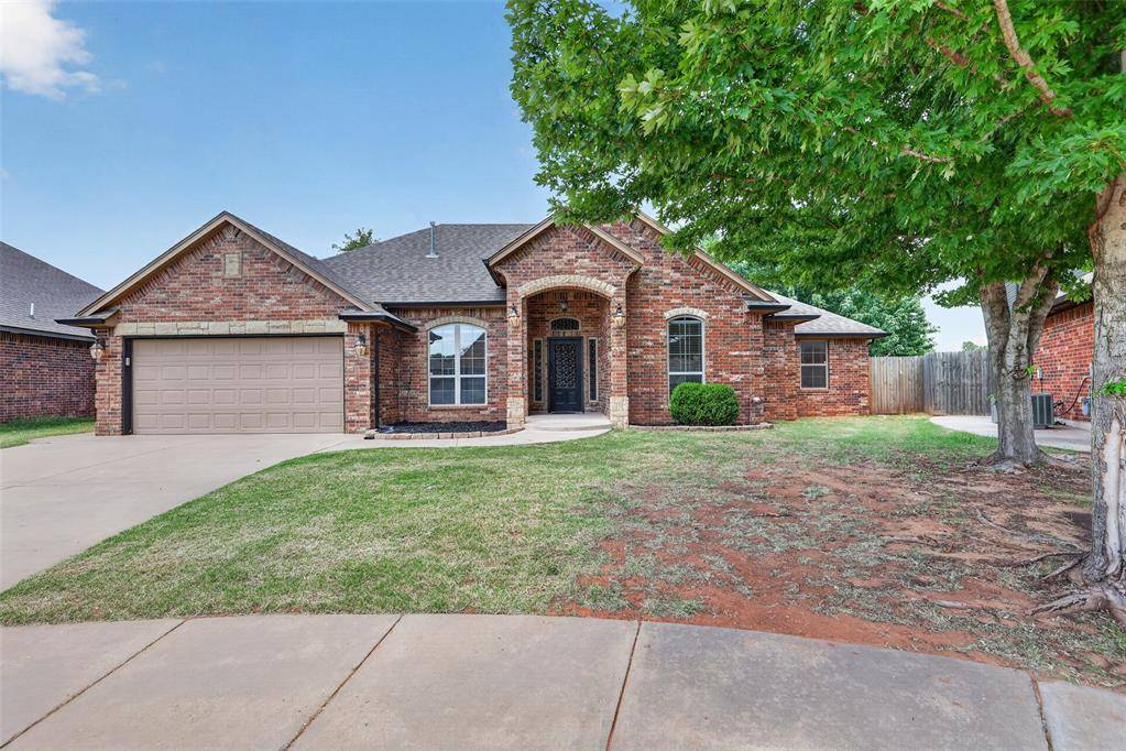 533 W Alamo Court WAY, Mustang, OK 73064