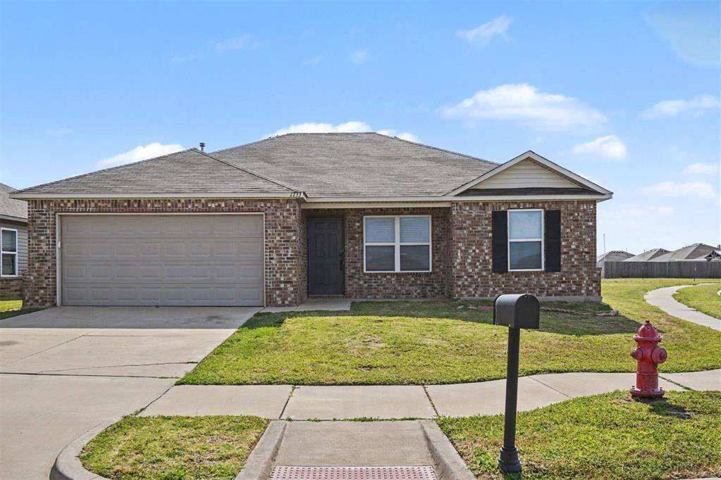 1733 Tumbleweed WAY, El Reno, OK 73036