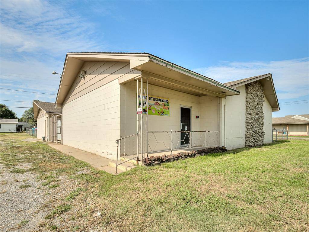 1419 W London ST, El Reno, OK 73036