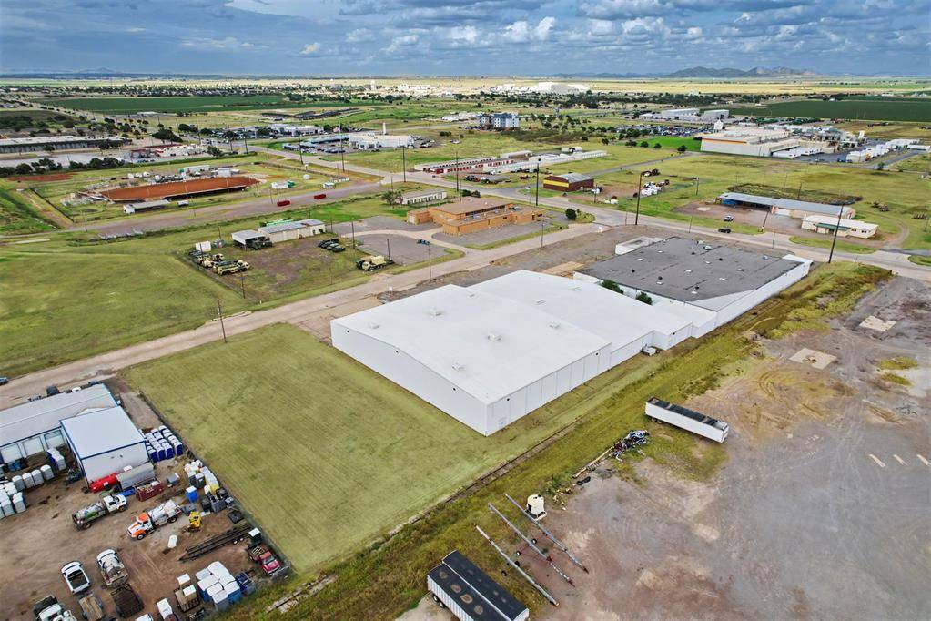 709 S Veterans DR, Altus, OK 73521