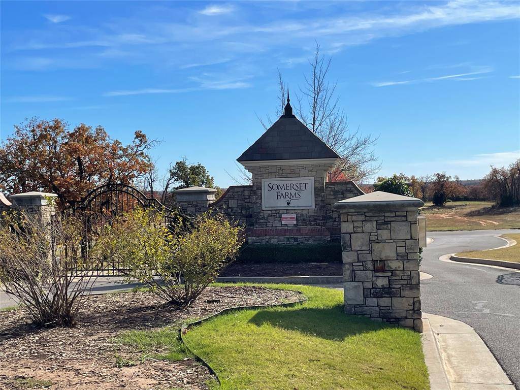 3188 Somerset Farms RD, Newalla, OK 74857