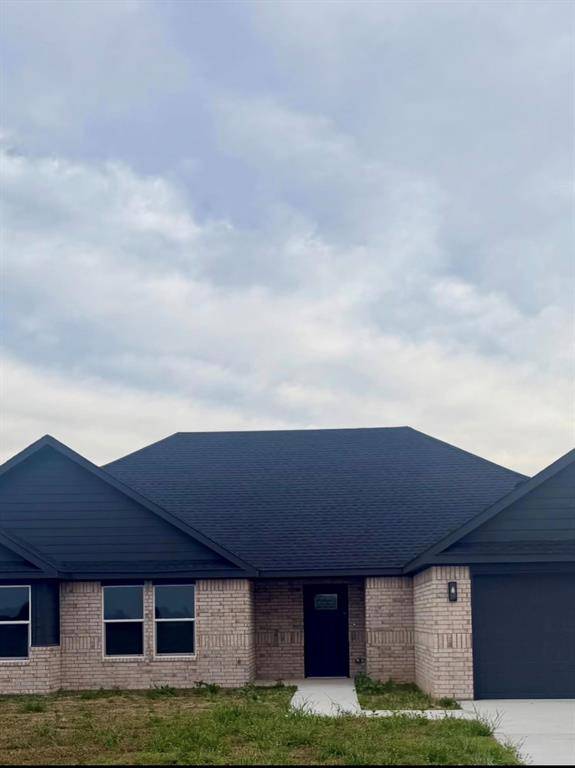 514 Brentain LN, Madill, OK 73446