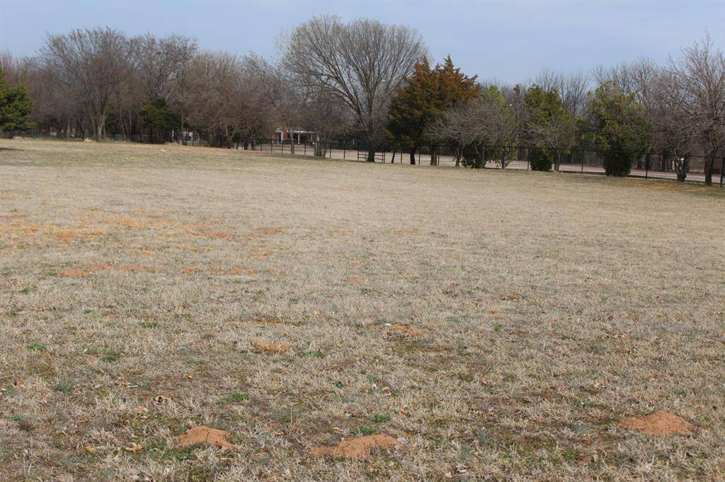18477 320th ST, Norman, OK 73072